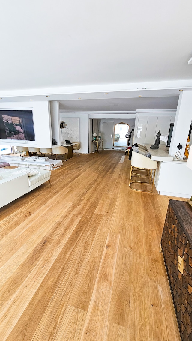 ルクス・ノイバウ 170m2 ロフト ミット プール ガルテン