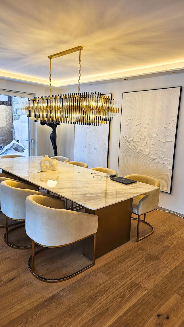 ルクス・ノイバウ 170m2 ロフト ミット プール ガルテン