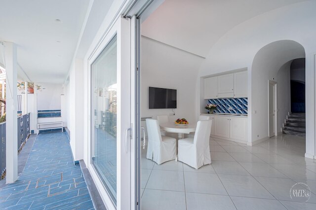 ヴィラ ブルー シー アマルフィ