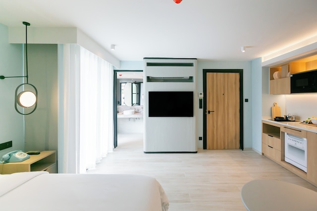 ザ サチャ アパート ホテル トンロー