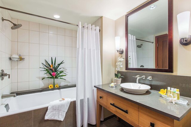 ハレ レイラニ コ オリナ ビーチフロント ウィズ ビューズ！