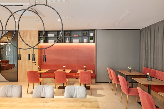 H+ ホテル フランクフルト エッシュボルン