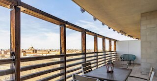 ウナ テラッツァ スッラ チッタ バイ ワンダフル イタリー