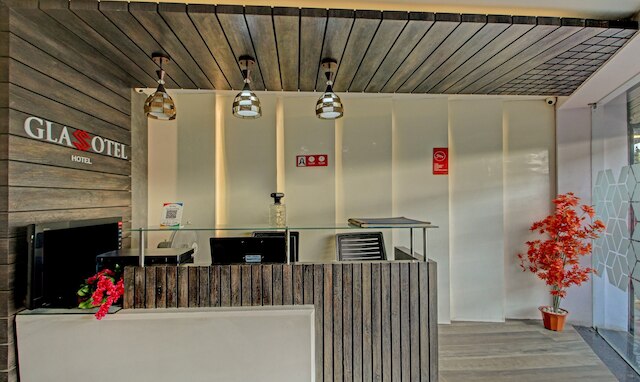 トゥリーボ グラッソテル ニア ルビー ホスピタル