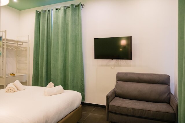 ポルタ サン ジェンナーロ イン ナープル