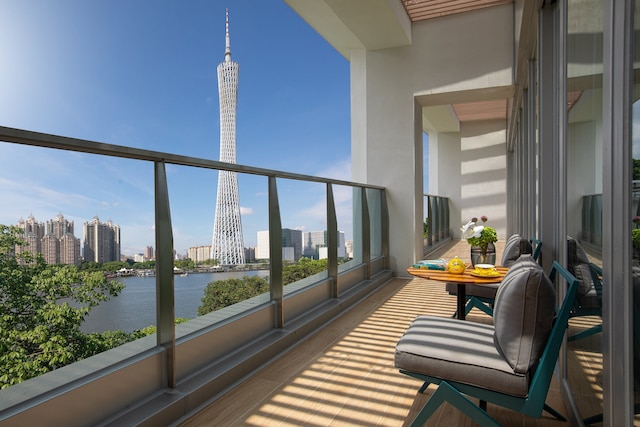 Hotel Indigo Guangzhou Haixinsha by IHG