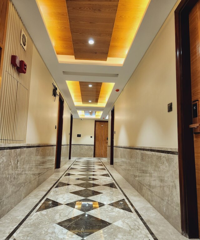 レナ インターナショナル - ニューデリー