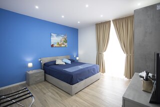 ジュリースイーツ＆ルームズ