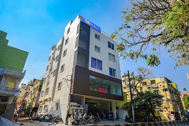 ファブホテル GR レイク ビュー