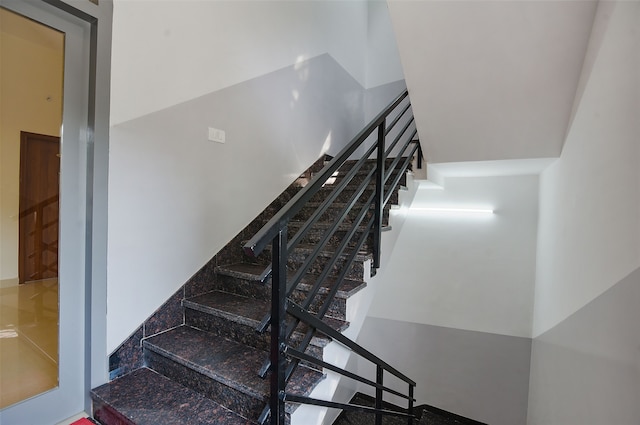 ファブホテル GR レイク ビュー