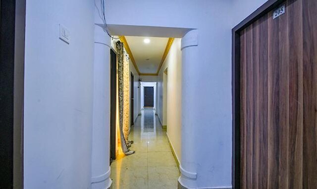 ファブエクスプレス ロイズ イン