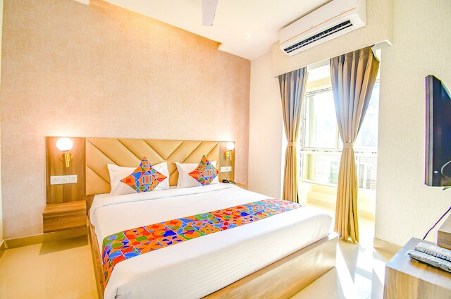 ファブホテル レイクビュー トプシア