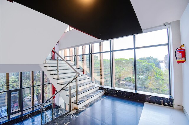 ファブホテル プライム クザール コーポレート ニア シアルダ ファミリー & ビジネス フレンドリー | 2.6 km フロム US エンバシー パークストリート コルカタ