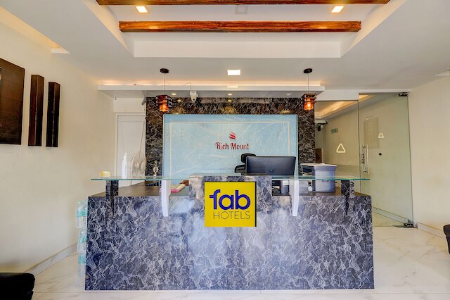 ファブエクスプレス ロイヤル パーク