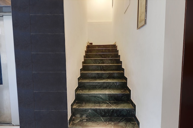 ファブエクスプレス ロイヤル パーク