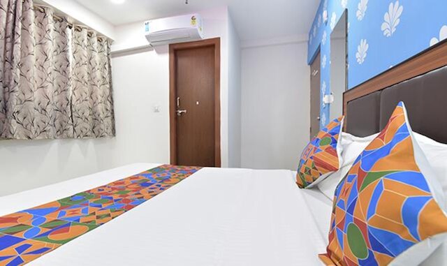 ファブホテル グリーン パーク - Nr. ギータ マンディル