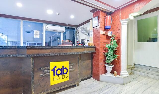 ファブエクスプレス プーナム  宮殿ホテル