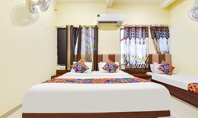 ファブエクスプレス プーナム  宮殿ホテル