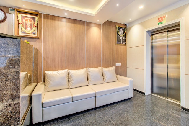 ファブホテル ザ ロイヤル スイーツ