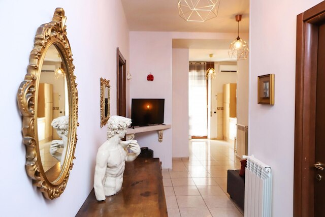 アパルタメント ア ドゥエ パッシ ダ ヴィア ドゥオーモ バイ ワンダフル イタリー