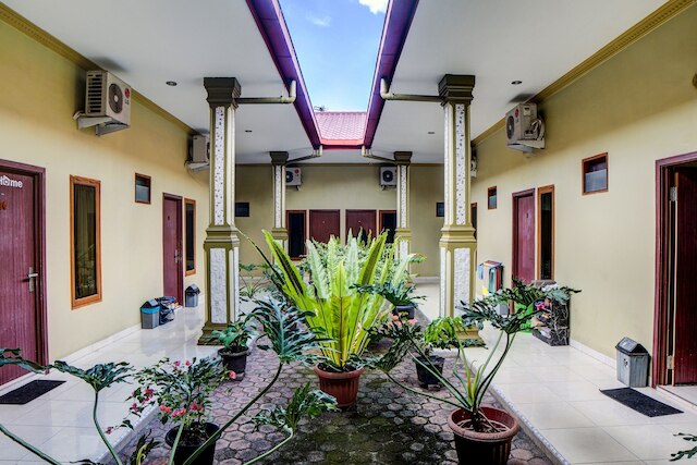 OYO  92430 アノラ ホームステイ