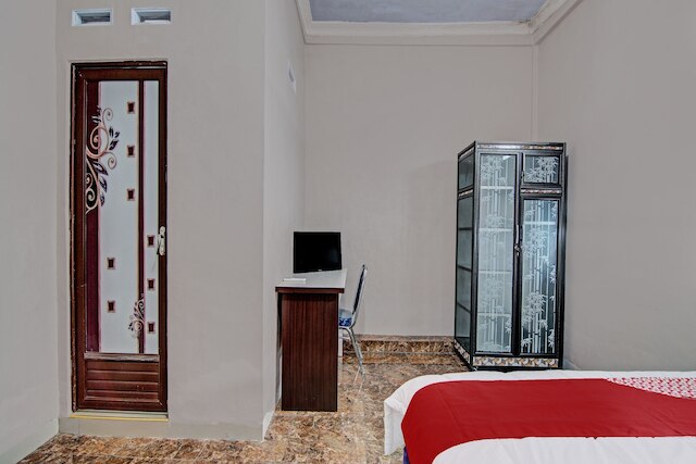 ホテル O プトリ ホームステイ シャリア ニアー SPBU 14.282.694 (エア ヒタム)