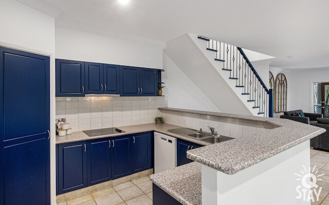 サーファーズヴィラ - Qステイ