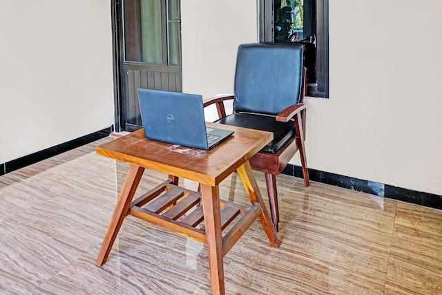 OYO Life 92353 プルナマ・シャリアゲストハウス