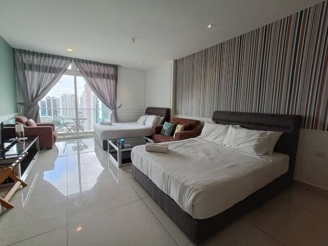 KSLデスプラナードレジデンスバイザワン