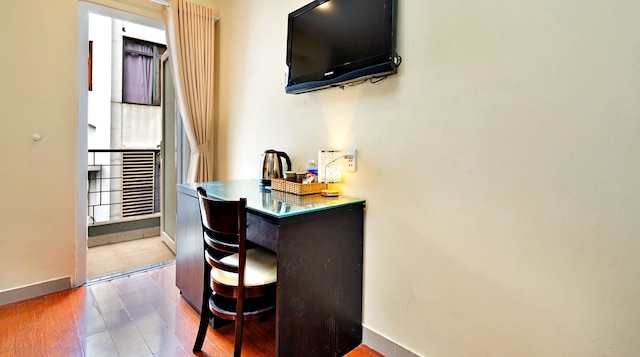 HANZ 4013 ホテル サイゴン