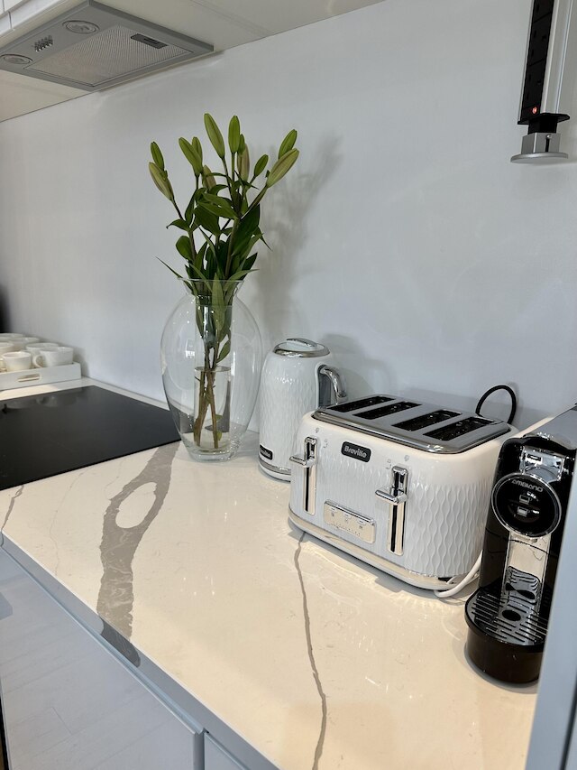 チェルシー - 2ベッド アパートメント - スリープス 4 - ペット フレンドリー