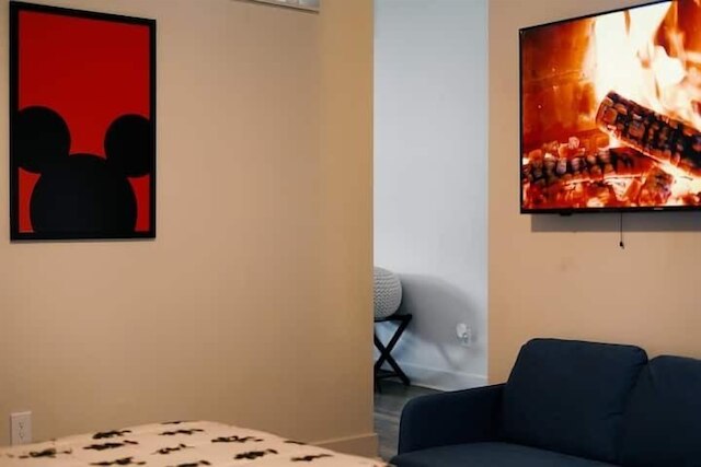 ミッキーマジカル1BRソフトロフトディープエラム