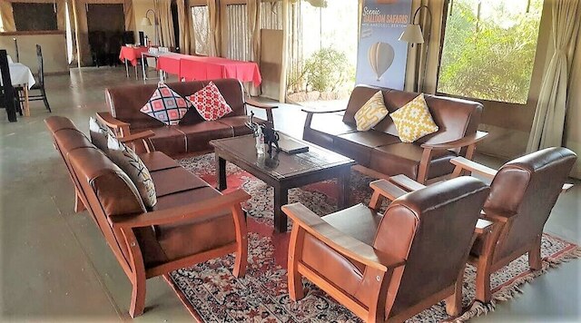 Tulia アンボセリ サファリキャンプ