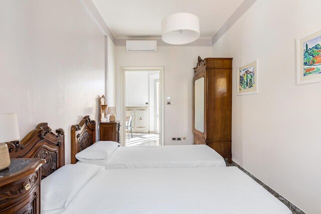 イルネリオ 17 - イルネリオ アパートメンツ - ブラック ウィドウ