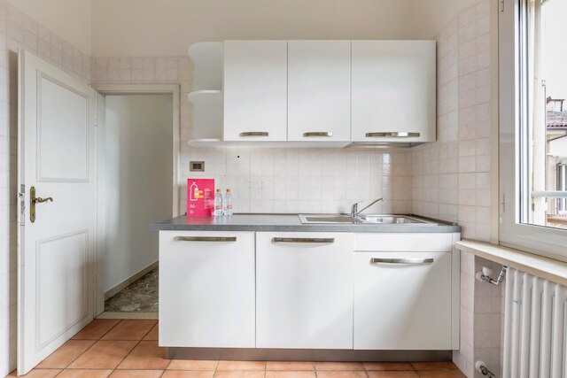 イルネリオ 17 - イルネリオ アパートメンツ - ブラック ウィドウ