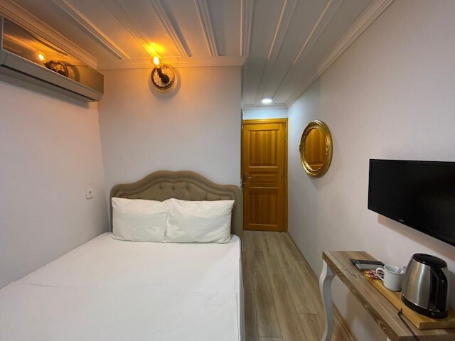 ニュー・チェリー・ホテル