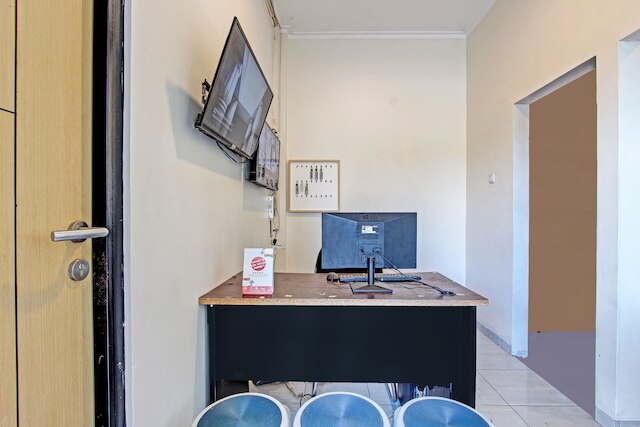 キャピタル O 91377 MK プライム シャリア