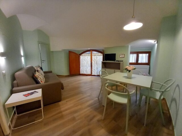 ラマリアンティ  アパートメント