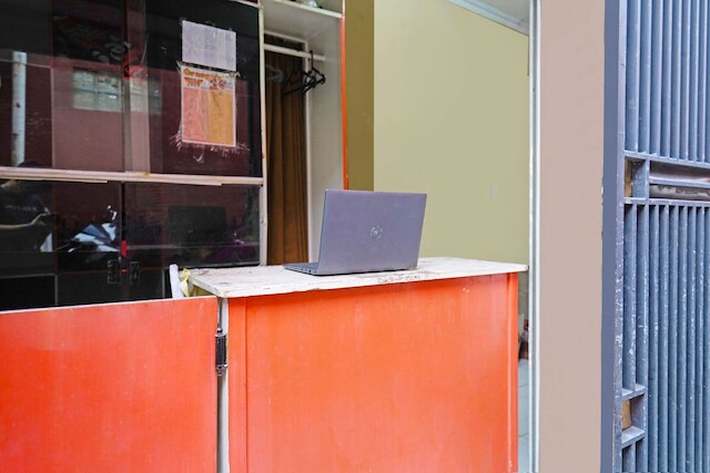 SPOT ON 91783 アーバン シャリア レジデンス ニア GOR パンダワ リマ