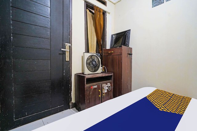 SPOT ON 91783 アーバン シャリア レジデンス ニア GOR パンダワ リマ