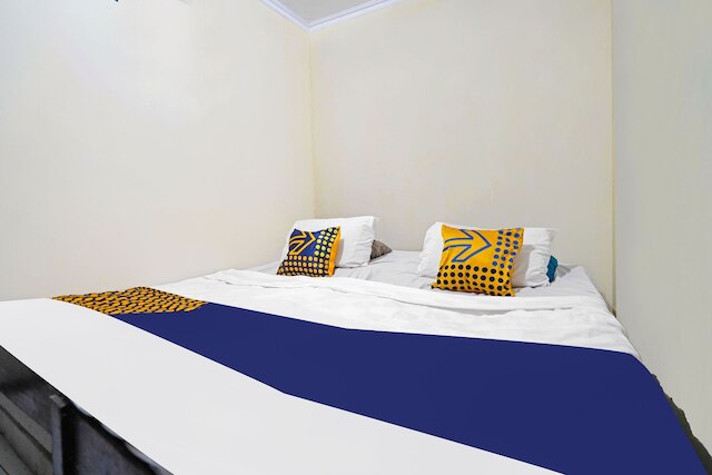 SPOT ON 91783 アーバン シャリア レジデンス ニア GOR パンダワ リマ