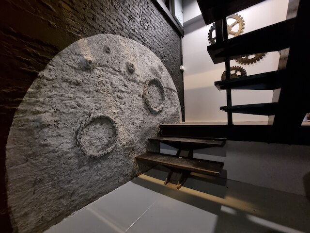 MET ア スペース ポッド プロムポン