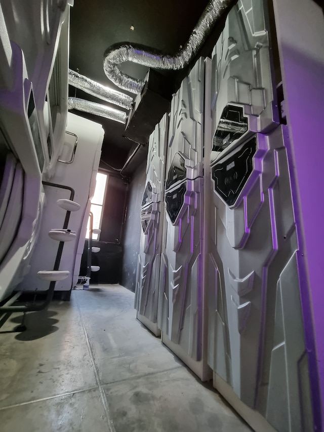 MET ア スペース ポッド プロムポン