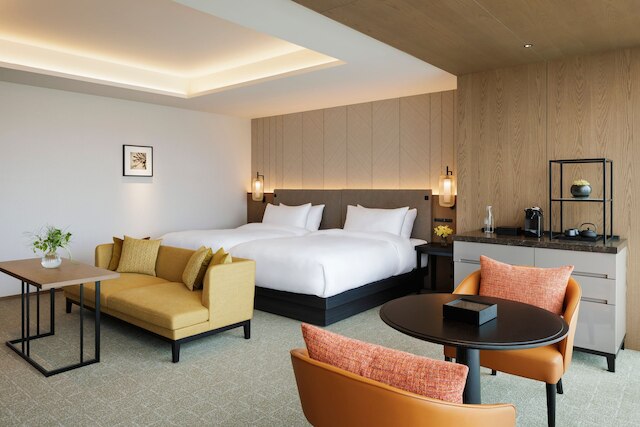 TIAD 、オートグラフ コレクション