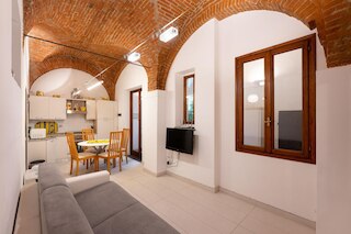 サン ザノビ 33 イン フィレンツェ