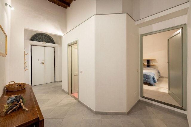 サン ザノビ 33 イン フィレンツェ