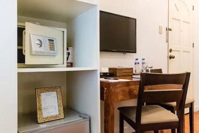 マカティリバーサイドイン