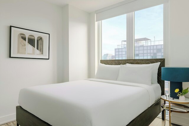 Sonder by Marriott Bonvoy アルテサ アパートメンツ ウェスト クイーン ウェスト