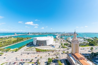 グローバルラグジュアリースイートマイアミワールドセンター