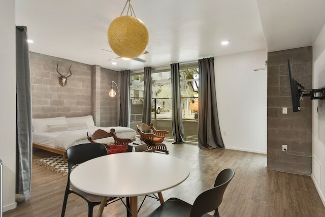 テンピースタジオズ